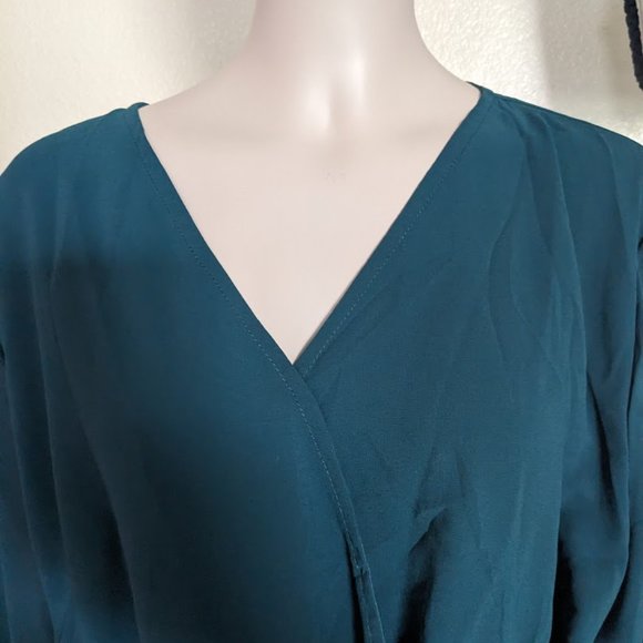 Green Dress - Picture 5 of 14